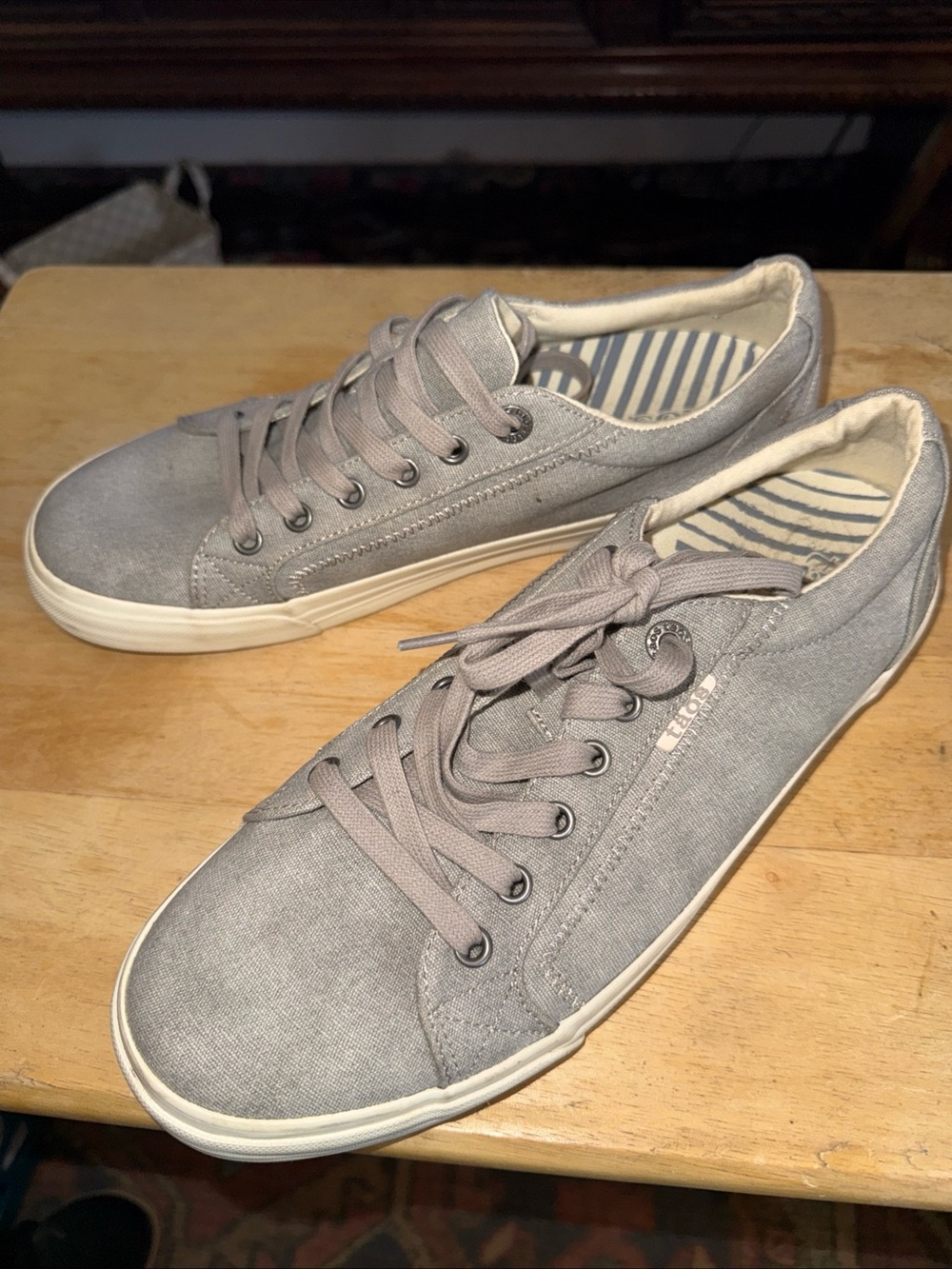 Taos Footwear Gray Canvas Women's Sneakers